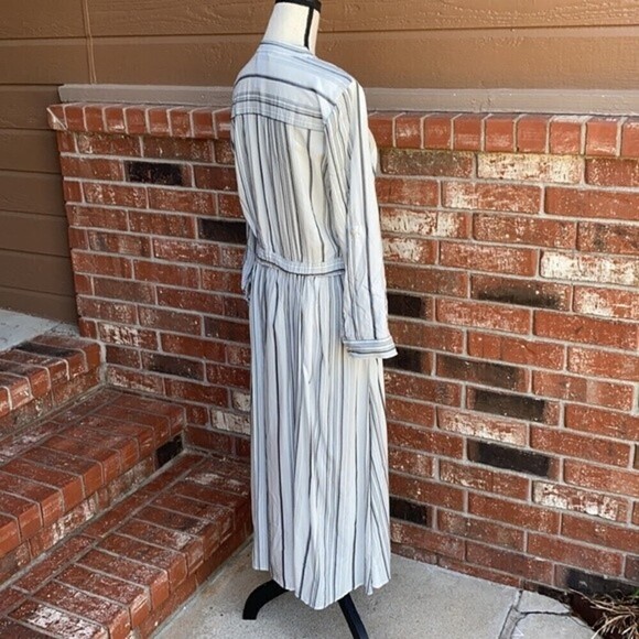 Court & Rowe The Jamesport Shirtdress in Ecru - Picture 6 of 10